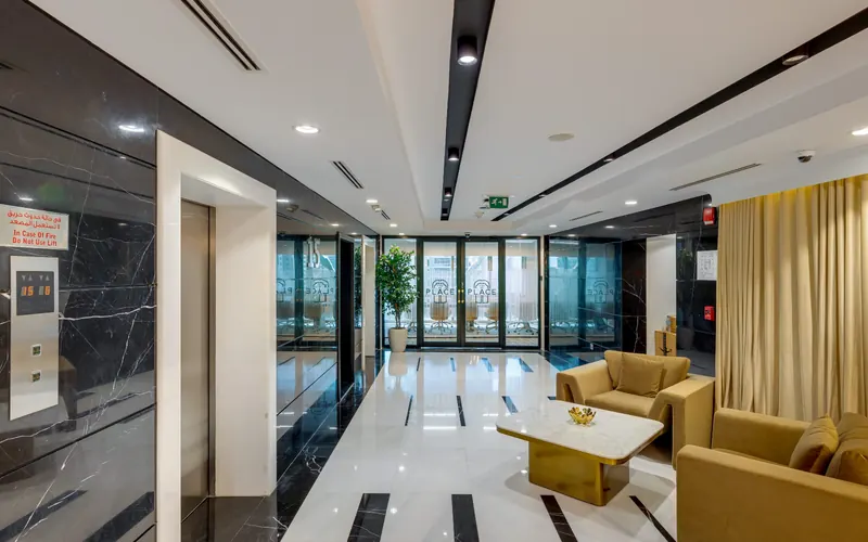 The One Tower, 15. kat 360° sanal turundan bir görünüm